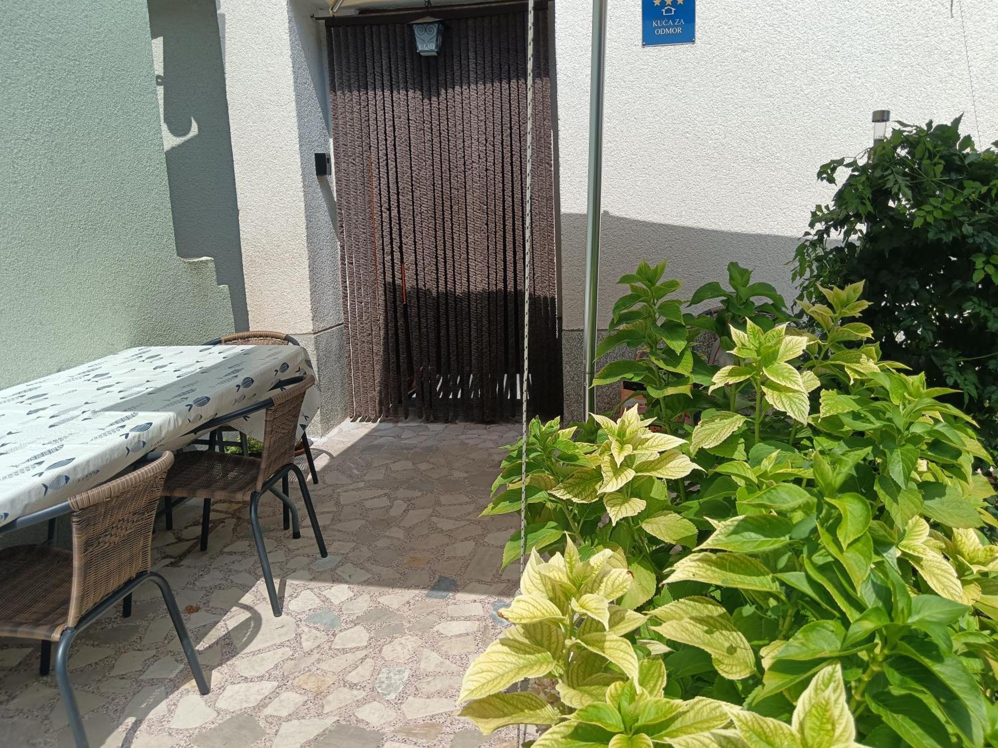 Holiday House Palma Dobrinj Exterior photo