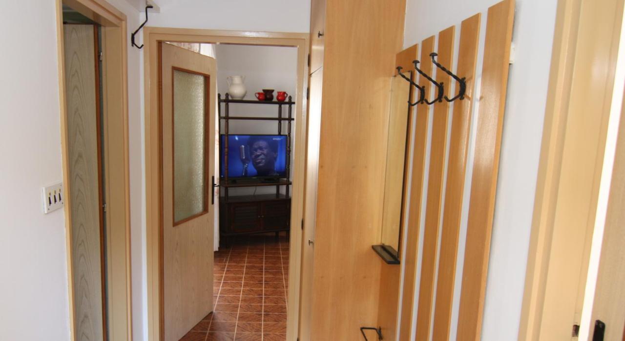 Holiday House Palma Dobrinj Exterior photo